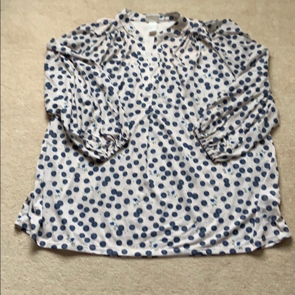Large blue polka dot v neck top